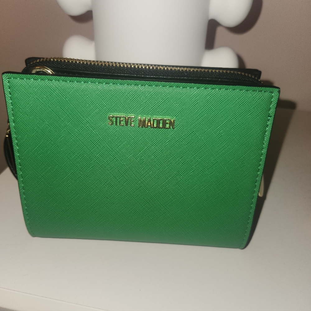 Steve Madden Green Crossbody - Picture 2 of 8